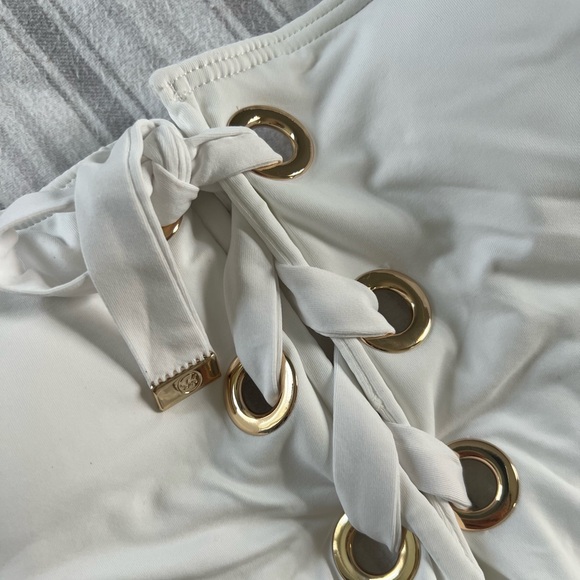 Michael Kors Lace-Up One-Piece Swimsuit size 6 - Picture 5 of 7